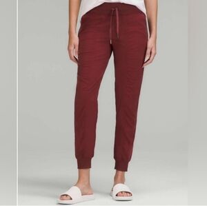 Lululemon Dance Studio Mid-Rise Jogger *Full Length
